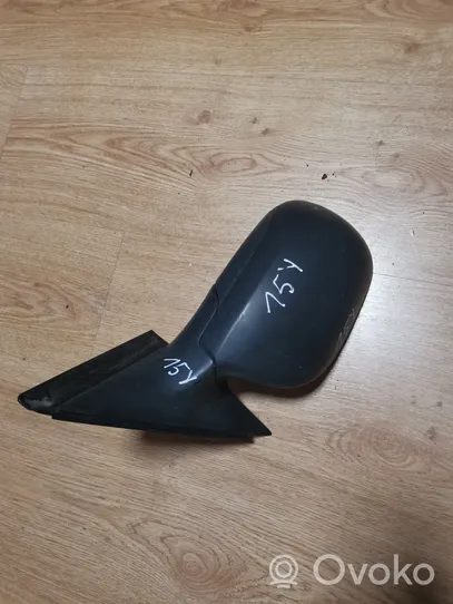 Audi A4 S4 B5 8D Front door electric wing mirror 014743