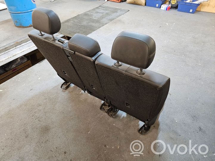 Volkswagen Tiguan Allspace Toisen istuinrivin istuimet SEATS