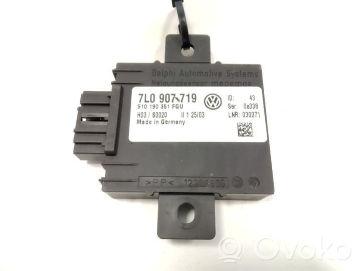 Porsche Cayenne (9PA) Boîtier module alarme 7L0907719