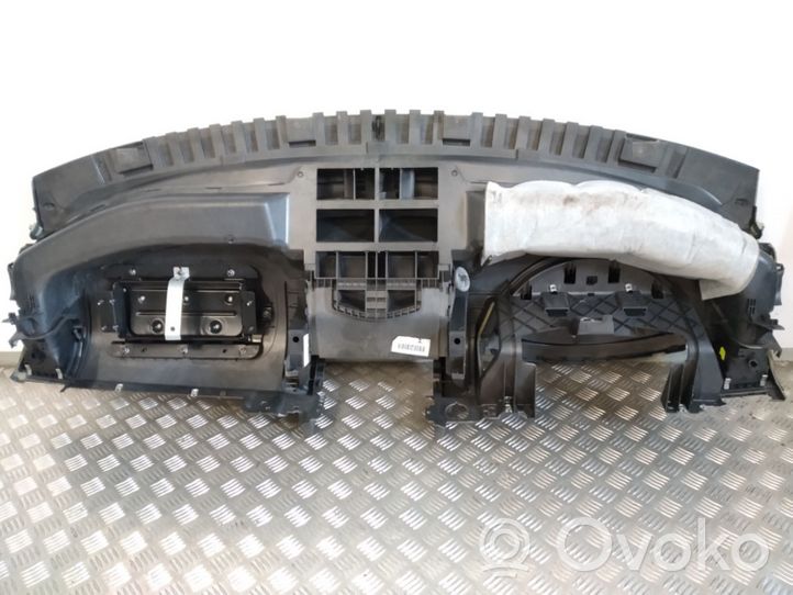 Volkswagen Touareg I Panelė 7L6858451