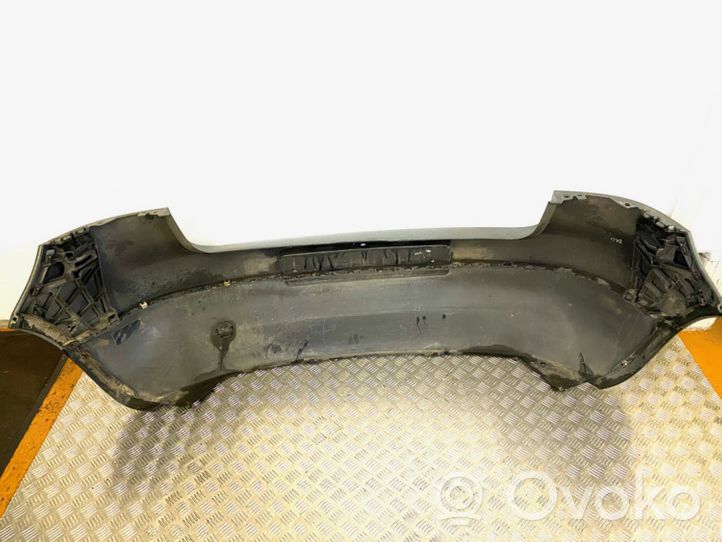 Volkswagen Golf V Pare-chocs 1K6807521