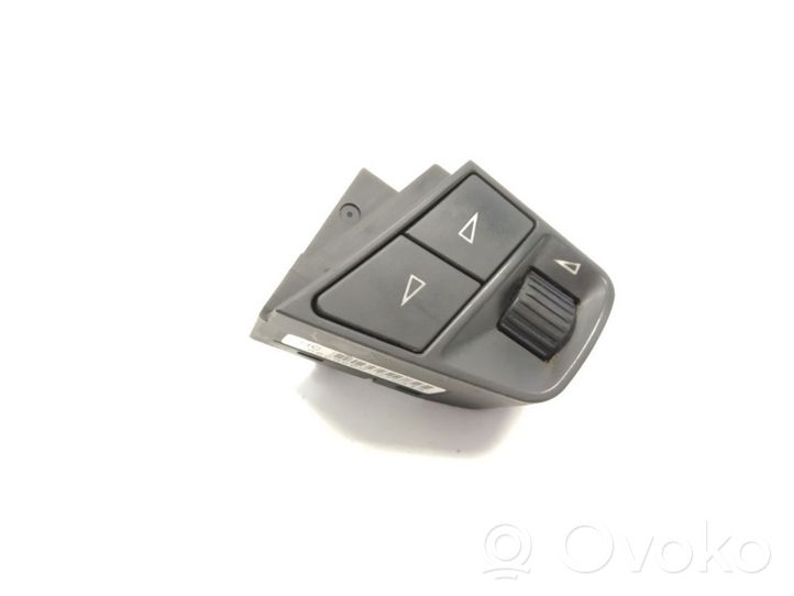 Opel Antara Przełącznik / Przycisk kierownicy 96628662