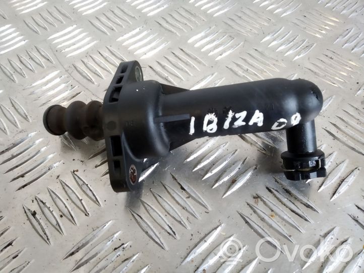 Seat Ibiza IV (6J,6P) Cylindre récepteur d'embrayage 6Q0721261F