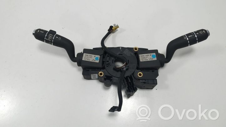 Jaguar XF Leva/interruttore dell’indicatore di direzione e tergicristallo 8W8313335AA