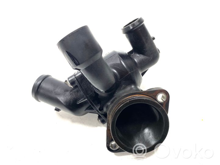 Audi A3 S3 A3 Sportback 8P Termostat / Obudowa termostatu 03L121111R