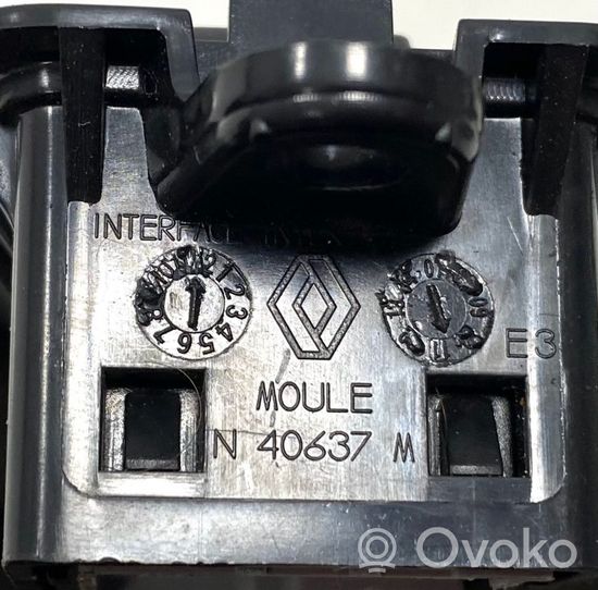 Renault Megane III Cruise control switch 255500002R