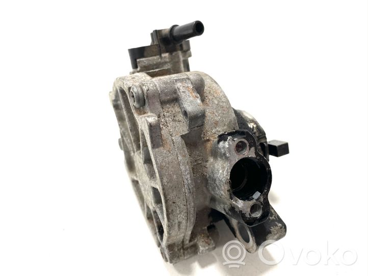 Citroen C4 II Alipainepumppu 9804021880