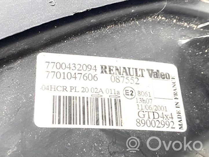 Renault Scenic I Priekinis žibintas 7700432094