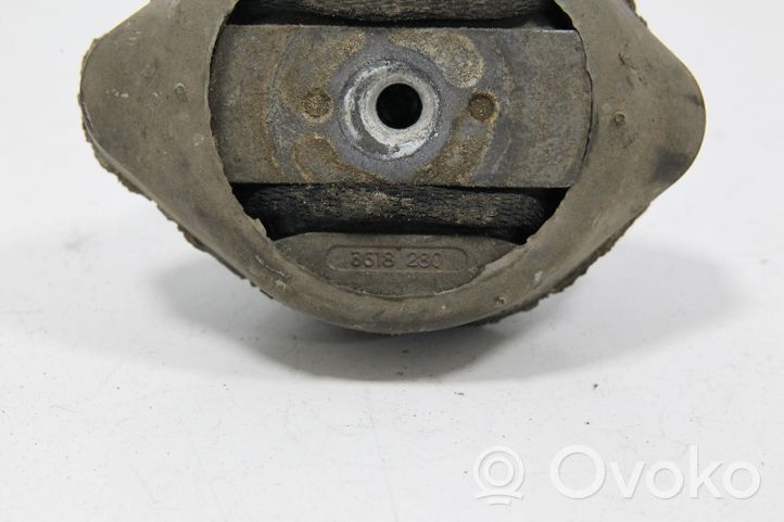 Audi A4 S4 B7 8E 8H Pagalvė pavarų dėžės 4B0399151M