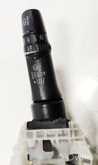 Citroen C-Crosser Interruptor/palanca de limpiador de luz de giro 17D714