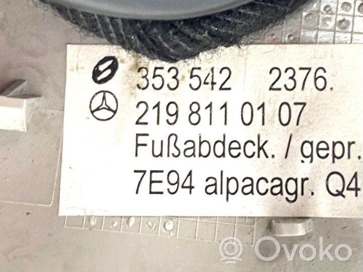 Mercedes-Benz E W211 Taustapeili (sisäpeili) 2118104017