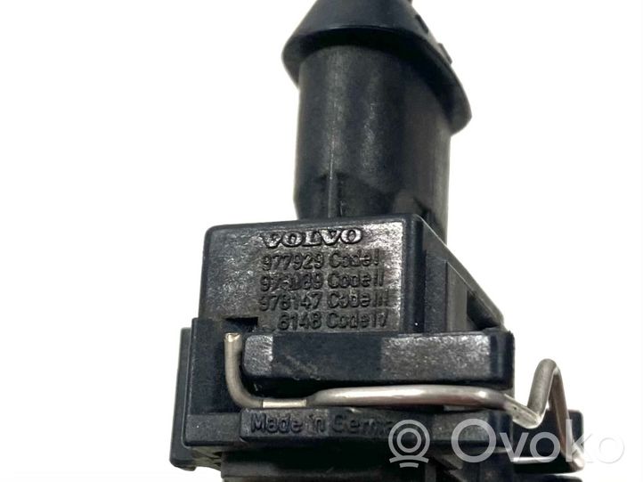 Volvo S80 Air conditioning (A/C) pressure sensor 30661949