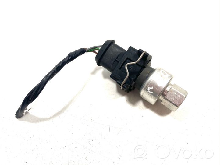 Volvo S80 Air conditioning (A/C) pressure sensor 30661949