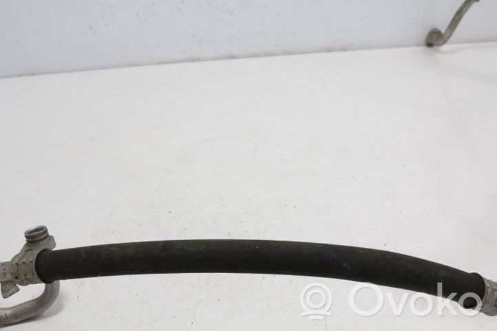 Peugeot RCZ Air conditioning (A/C) pipe/hose 9686869780