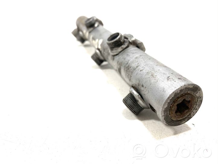 Audi A5 8T 8F Kraftstoffverteiler Einspritzleiste Verteilerrohr 059130090AA