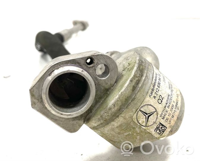 Mercedes-Benz E W212 Tubo flessibile aria condizionata (A/C) A2128305415