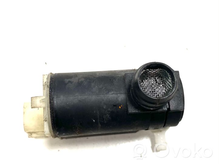 Hyundai ix20 Windscreen/windshield washer pump 985102L100