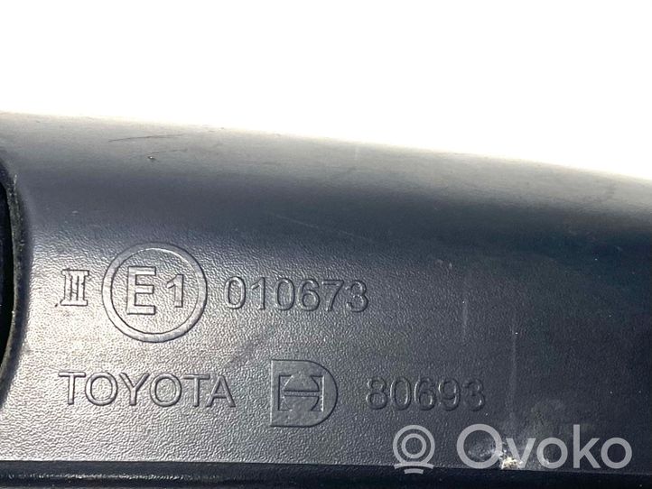 Toyota Yaris Manualne lusterko boczne drzwi przednich 879400D02000