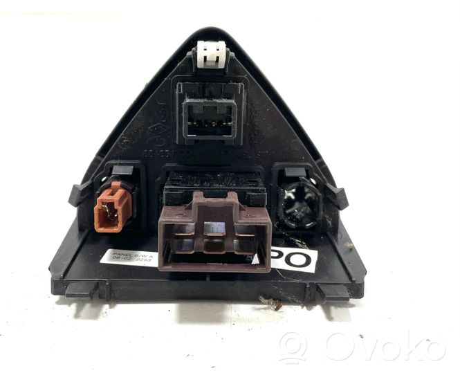 Renault Koleos I Hazard light switch 68485JY00A