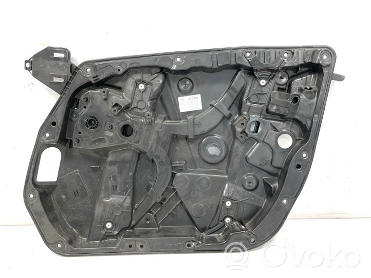 Mercedes-Benz C W205 Mechanizm podnoszenia szyby przedniej bez silnika A2057230414