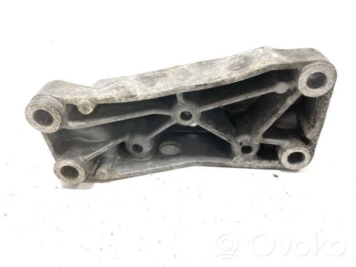 Volkswagen Golf VI Supporto di montaggio scatola del cambio 1K0199117