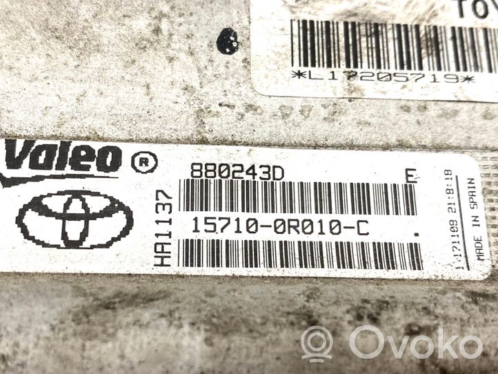 Toyota Avensis T270 Mocowanie / uchwyt filtra oleju 157100R010C