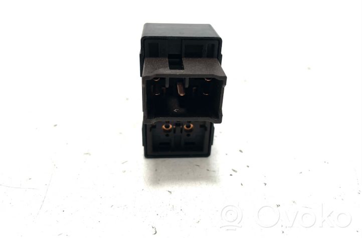 Chevrolet Spark Electric window control switch 1334