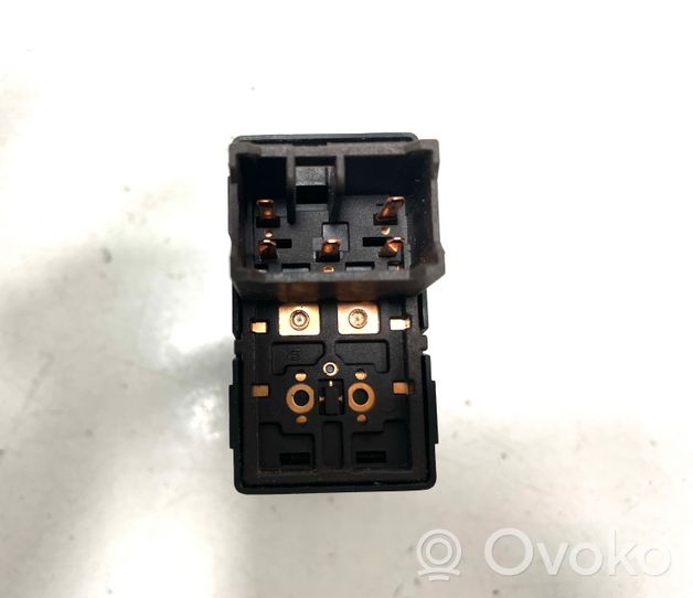 Chevrolet Spark Electric window control switch 1334