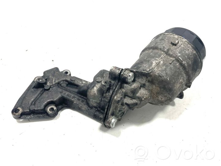 Mercedes-Benz ML W164 Support de filtre à huile A6421800010