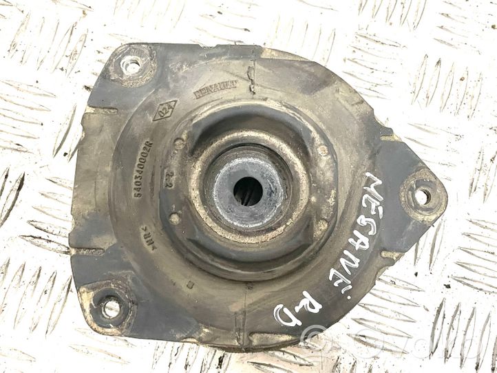 Renault Megane III Soporte de puntal superior delantero 540340002R