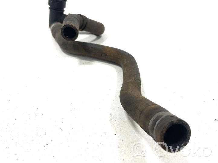 Jaguar X-Type Tuyau de liquide de refroidissement moteur 4R838C012A