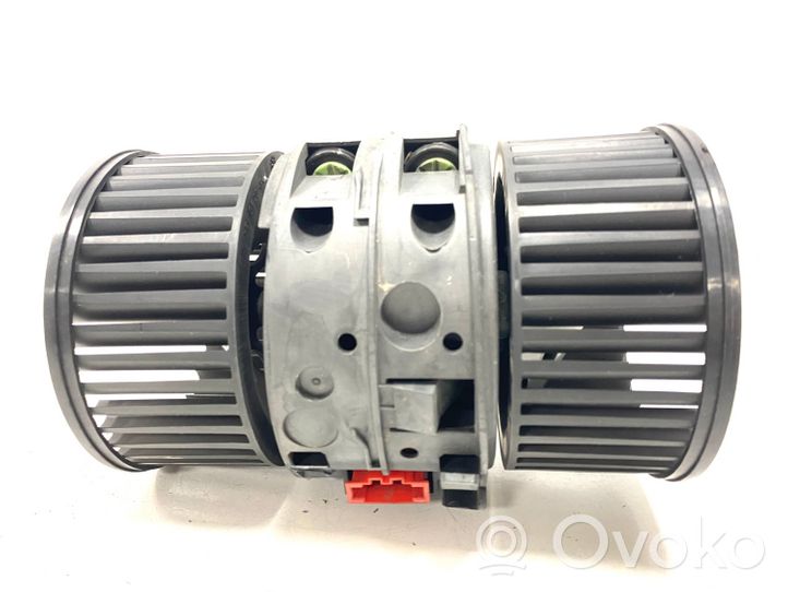 Renault Megane III Ventola riscaldamento/ventilatore abitacolo T1001277N