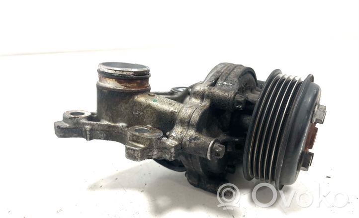 Mercedes-Benz A W169 Pompe de circulation d'eau A6402010001