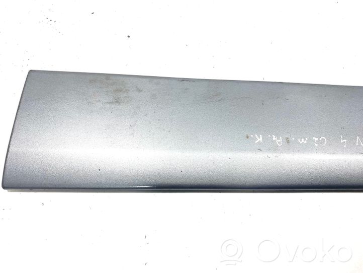 Toyota RAV 4 (XA20) Front door trim (molding) 7573242100