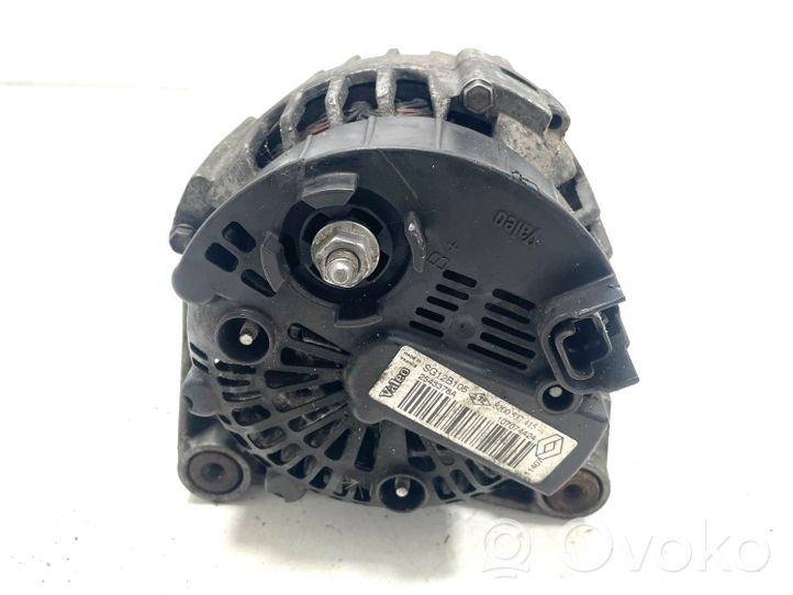 Renault Clio III Generatore/alternatore 8200537415