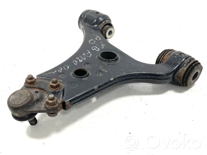 Mercedes-Benz A W169 Fourchette, bras de suspension inférieur avant A1693300307