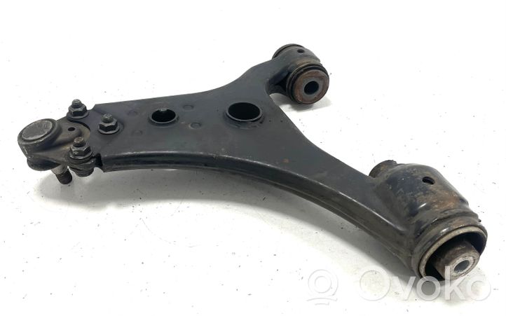 Mercedes-Benz A W169 Fourchette, bras de suspension inférieur avant A1693300307