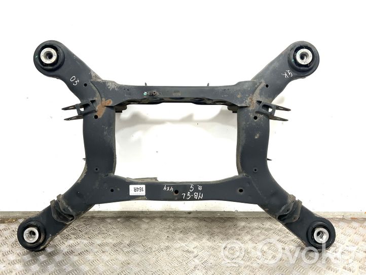 Mercedes-Benz GL X164 Sottotelaio posteriore P009T11319136