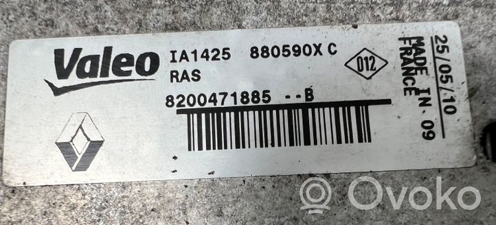 Renault Clio III Välijäähdyttimen jäähdytin 8200471885B