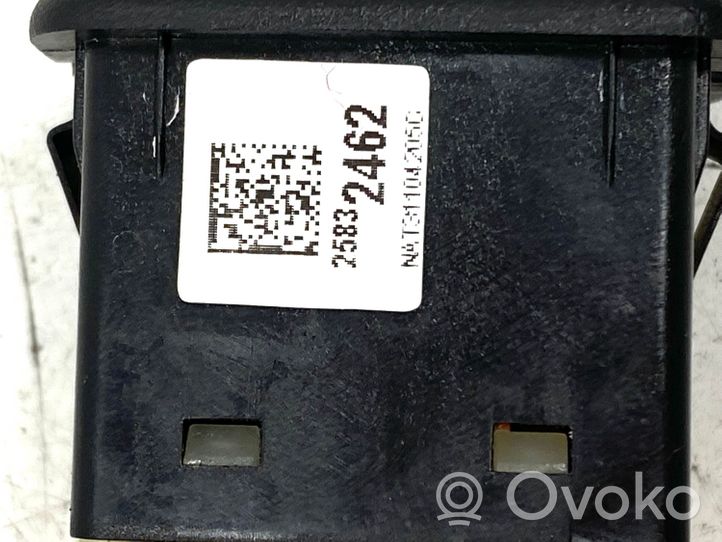 Chevrolet Volt I USB-pistokeliitin 25832462