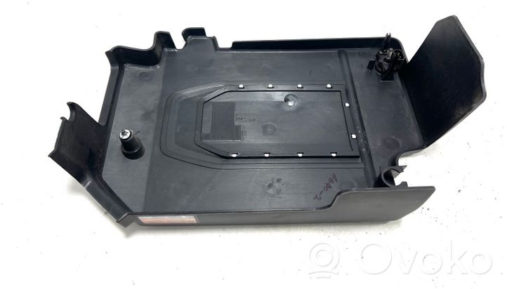 Chevrolet Volt I Engine cover (trim) 22800185