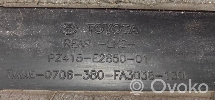 Toyota Auris 150 Rivestimento portiera posteriore (modanatura) PZ415E285001