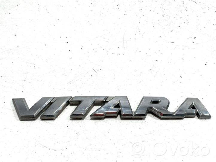 Suzuki Vitara (LY) Emblemat / Znaczek tylny / Litery modelu 7783154P00