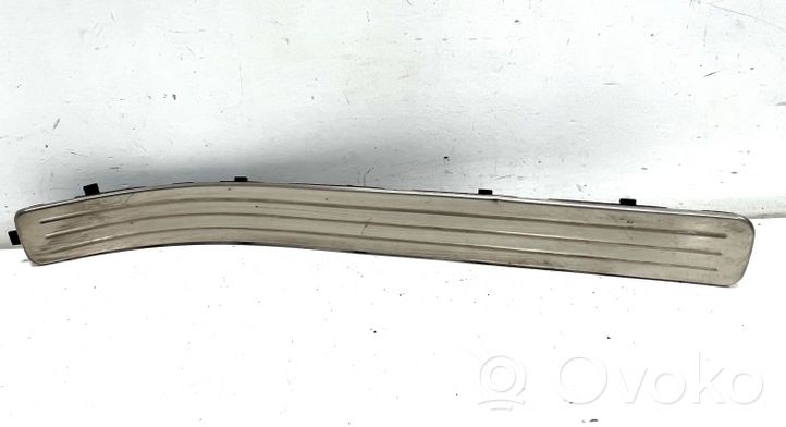 Porsche Cayenne (9PA) Copertura del rivestimento del sottoporta posteriore 7L0857794