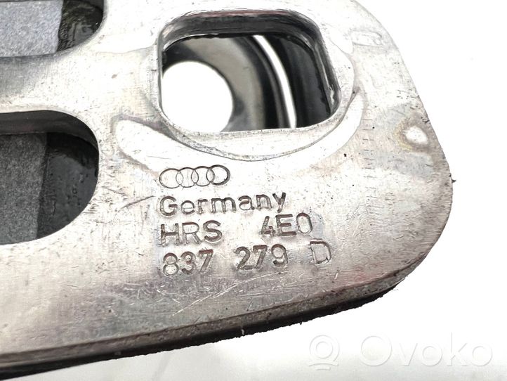 Audi A8 S8 D3 4E Priekinė spynos kilpa 4E0837279D