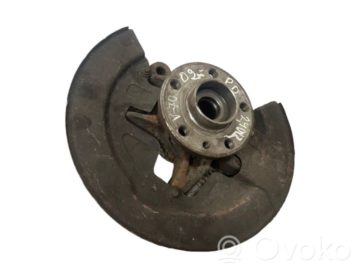 Volvo V70 Front wheel hub 6G913K170A