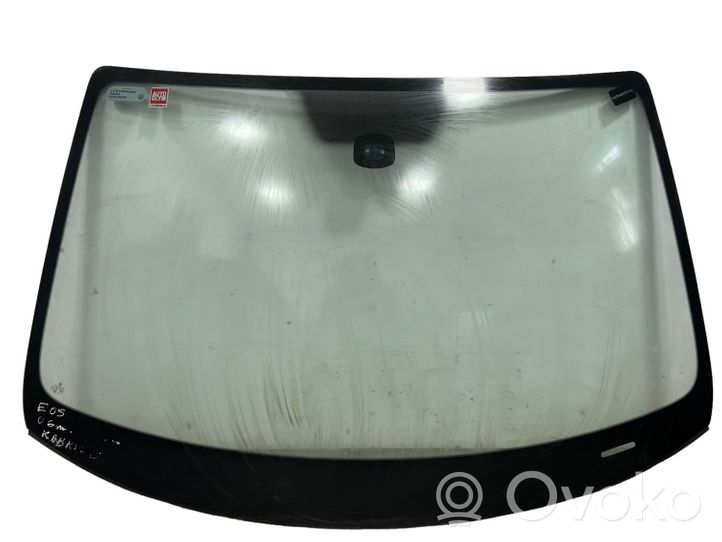 Volkswagen Eos Front windscreen/windshield window 43R000014