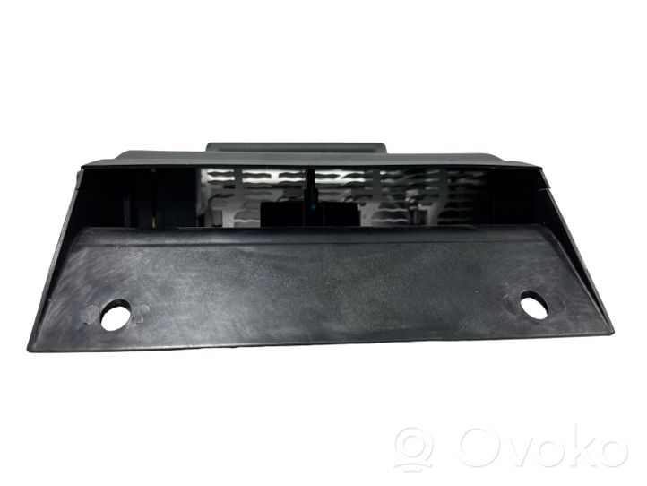 Audi A8 S8 D3 4E Scambiatore elettrico riscaldamento abitacolo 4E0819013A