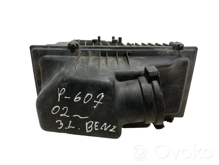 Peugeot 607 Boîtier de filtre à air 9636500180