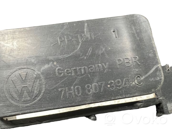 Volkswagen Multivan T5 Support de pare-chocs arrière 7H0807394C